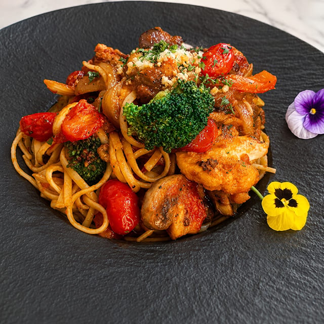 Spicy Primavera with Red Sauce.