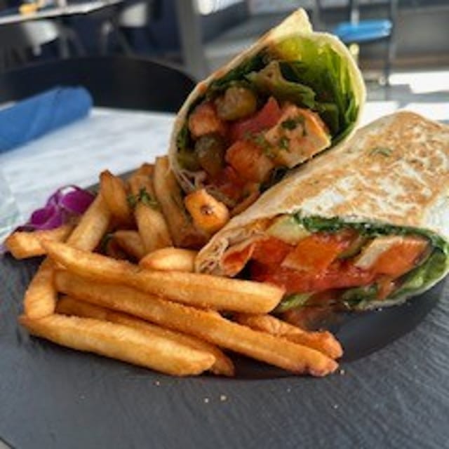 Buffalo chick wrap.