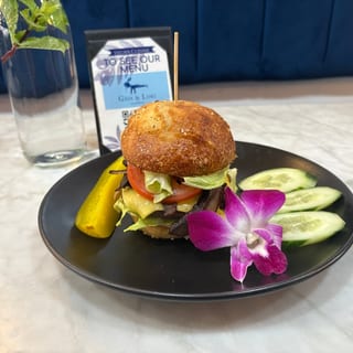 Mushroom onion burger